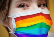 Personas LGBTI en Chile: el 38% reporta incremento de la homo/transfobia en sus casas o barrios tras la aparición del coronavirus