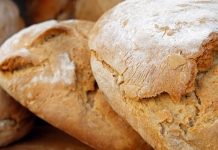 Cómo hacer tu propia levadura en casa utilizando cerveza y otros ingredientes