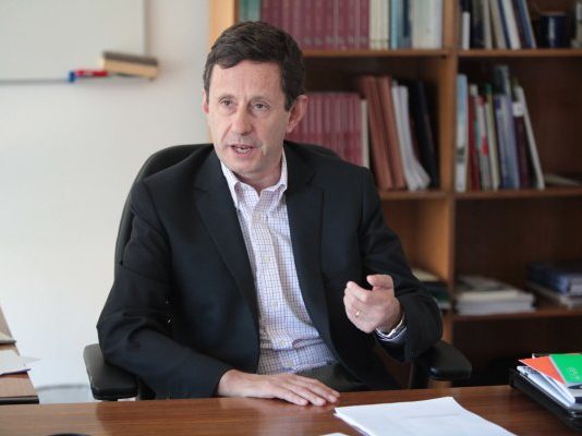 De Gregorio valoró las medidas económicas del gobierno, pero pidió acelerar la implementación