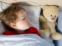 ¿Por qué tu hijo pequeño puede beneficiarse con las siestas?