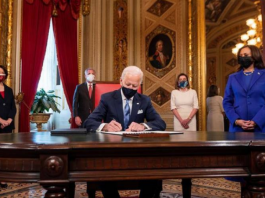 Biden revoca veto de Trump que prohibía transexuales en las Fuerzas Armadas