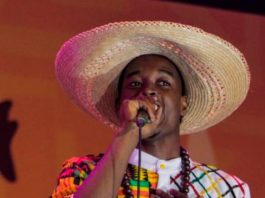 Luto en música del pacífico por el asesinato de cantante y líder social