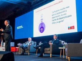 En seminario «Día del Comercio Global» de CSAV: Presidente de Frutas de Chile destacó el rol crucial de las exportaciones para el bienestar y la estabilidad económica del país