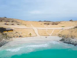 Playas de arena blanca y bosques nativos: Los tres destinos más apetecidos en Chile para este verano