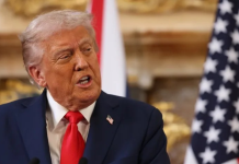 Trump niega estar considerando atacar a Venezuela